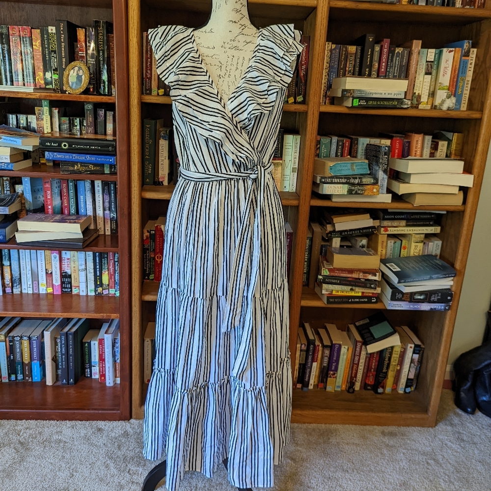 INC wanderlust black and white tiered ruffle front faux wrap maxi dress nwt sz m